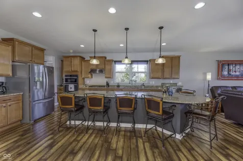 13782 Park Royal Way Fishers IN 46037