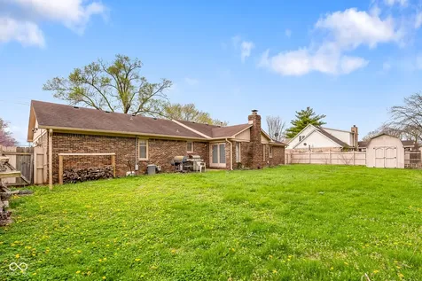 758 Stafford Road Plainfield IN 46168