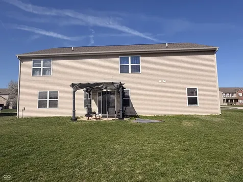 1881 Wynnewood Lane Avon IN 46123