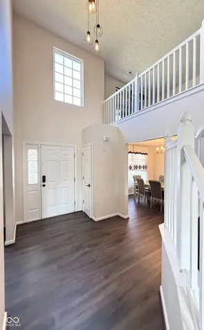 1881 Wynnewood Lane Avon IN 46123
