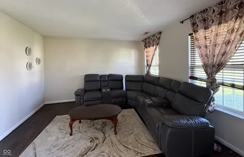 1881 Wynnewood Lane Avon IN 46123
