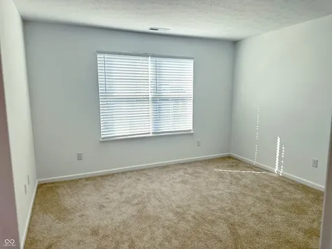 5115 Triple Crown Way Indianapolis IN 46237