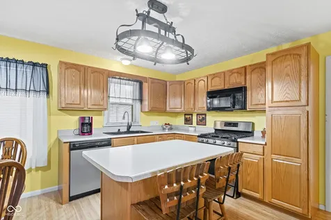 1112 Washington Avenue Seymour IN 47274