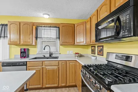 1112 Washington Avenue Seymour IN 47274