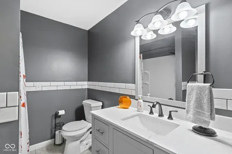 1112 Washington Avenue Seymour IN 47274
