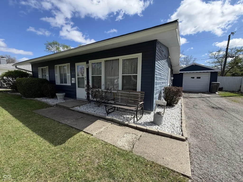 5519 Glencoe Street Indianapolis IN 46226
