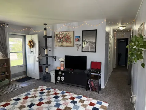5519 Glencoe Street Indianapolis IN 46226