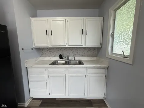 5519 Glencoe Street Indianapolis IN 46226