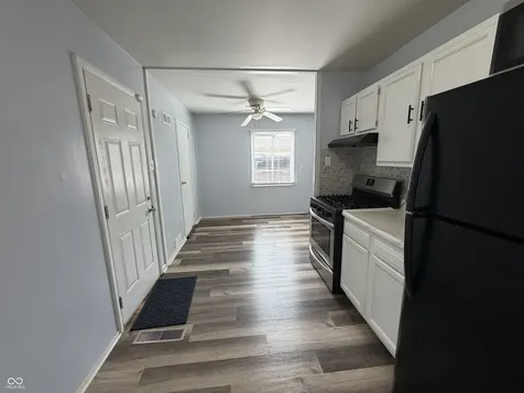 5519 Glencoe Street Indianapolis IN 46226