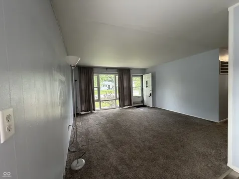 5519 Glencoe Street Indianapolis IN 46226