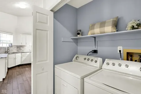 8111 Stonebranch East Drive Indianapolis IN 46256