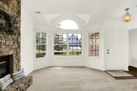 8111 Stonebranch East Drive Indianapolis IN 46256