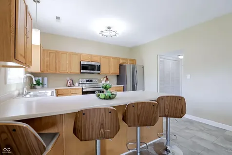 5331 Montavia Lane Indianapolis IN 46239