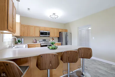 5331 Montavia Lane Indianapolis IN 46239