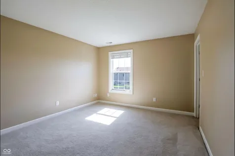 5331 Montavia Lane Indianapolis IN 46239