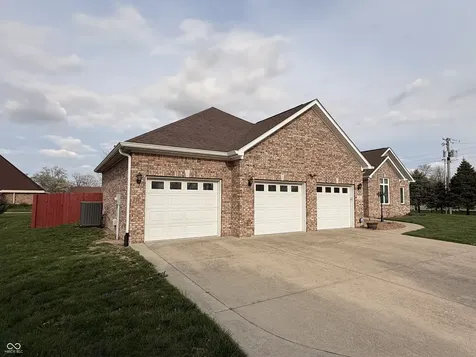 5012 Harway Court Indianapolis IN 46227