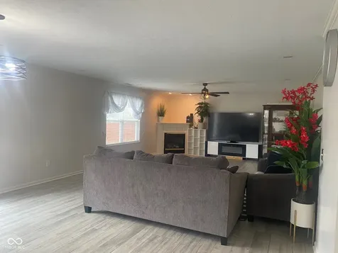 6425 Bonneville Drive Indianapolis IN 46237