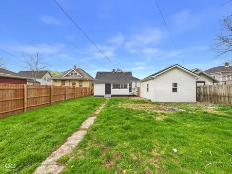 2420 Jackson Street Anderson IN 46016