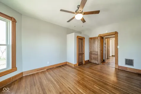 149 N Dalton Avenue Albany IN 47320