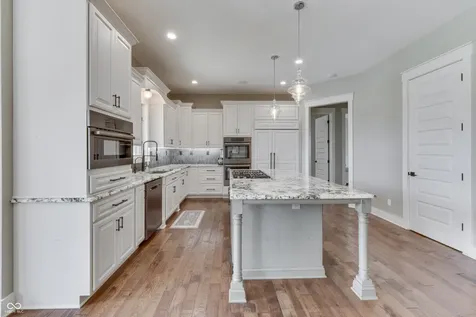 5363 E 700 N Franklin IN 46131
