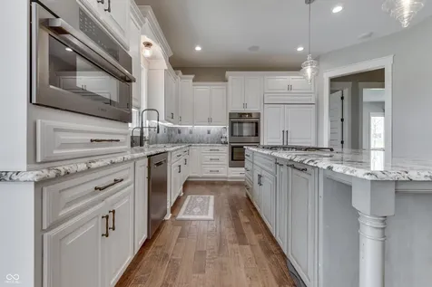 5363 E 700 N Franklin IN 46131