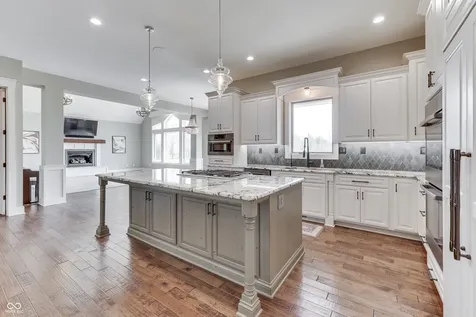 5363 E 700 N Franklin IN 46131