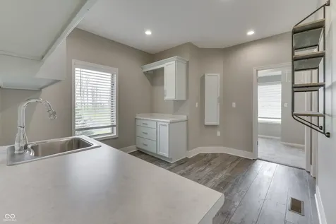 5363 E 700 N Franklin IN 46131
