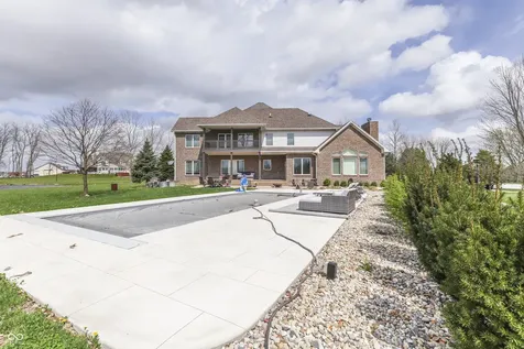 5363 E 700 N Franklin IN 46131