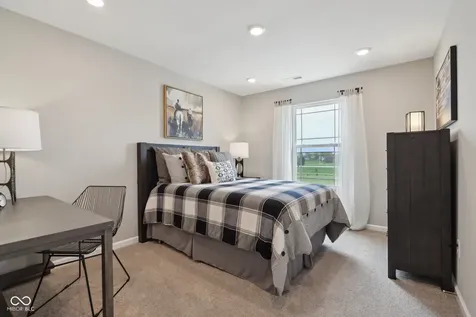 245 Holly Lane Greenfield IN 46140