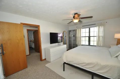 1632 Beckenbauer Way Indianapolis IN 46214