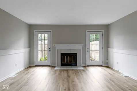 6047 Southbay Drive Indianapolis IN 46250