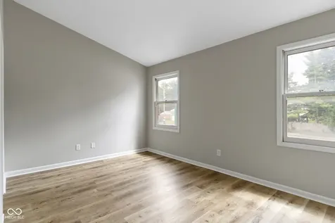 6047 Southbay Drive Indianapolis IN 46250