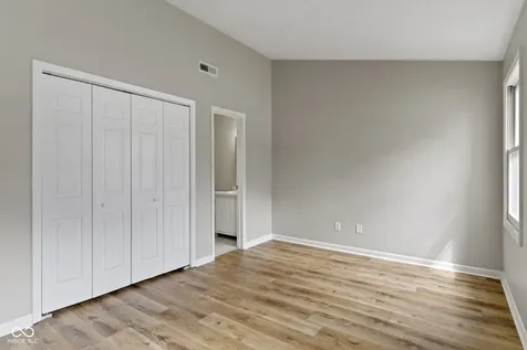 6047 Southbay Drive Indianapolis IN 46250