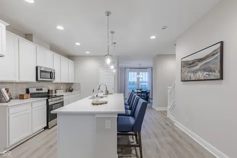 5752 Arcade Boulevard Mccordsville IN 46055