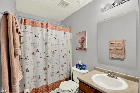 12154 Lindley Drive Noblesville IN 46060