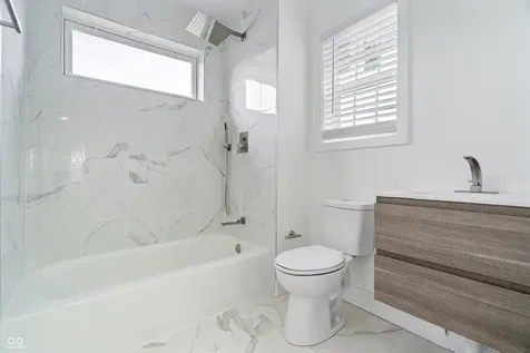 22 E Regent Street Indianapolis IN 46225