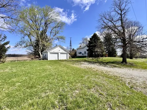 9136 W 500 South Jamestown IN 46147