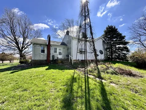 9136 W 500 South Jamestown IN 46147