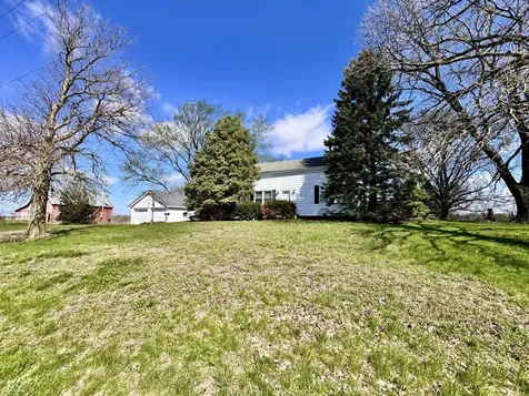 9136 W 500 South Jamestown IN 46147