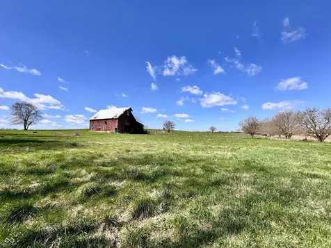 9136 W 500 South Jamestown IN 46147