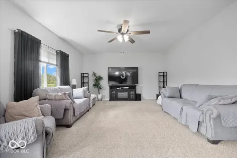 9707 Violet Circle Indianapolis IN 46239