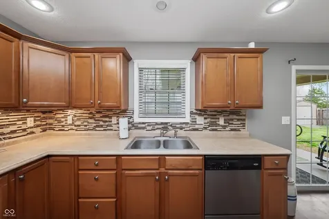 1839 Richards Drive Seymour IN 47274