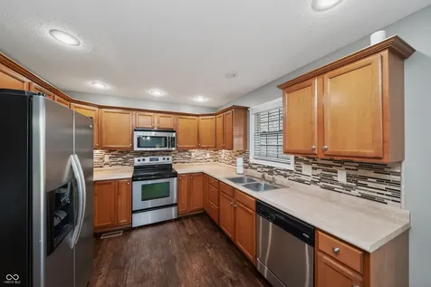 1839 Richards Drive Seymour IN 47274