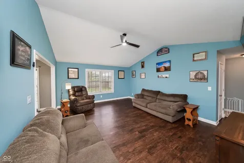 1839 Richards Drive Seymour IN 47274