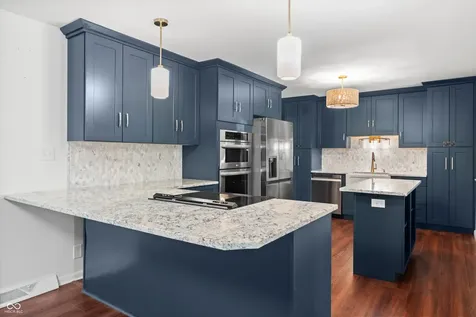 4226 Roselawn Avenue Columbus IN 47203