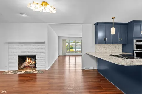 4226 Roselawn Avenue Columbus IN 47203
