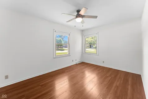 4226 Roselawn Avenue Columbus IN 47203