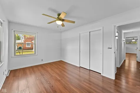 4226 Roselawn Avenue Columbus IN 47203