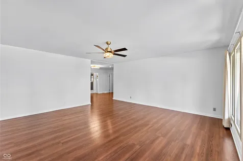 4226 Roselawn Avenue Columbus IN 47203