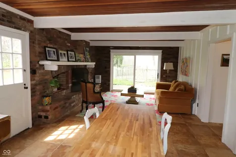 1 Crosstie Lane Batesville IN 47006